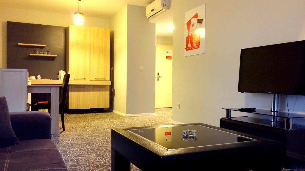 Merze Suite Konaklama Provincia di Provincia di Istanbul Esterno foto